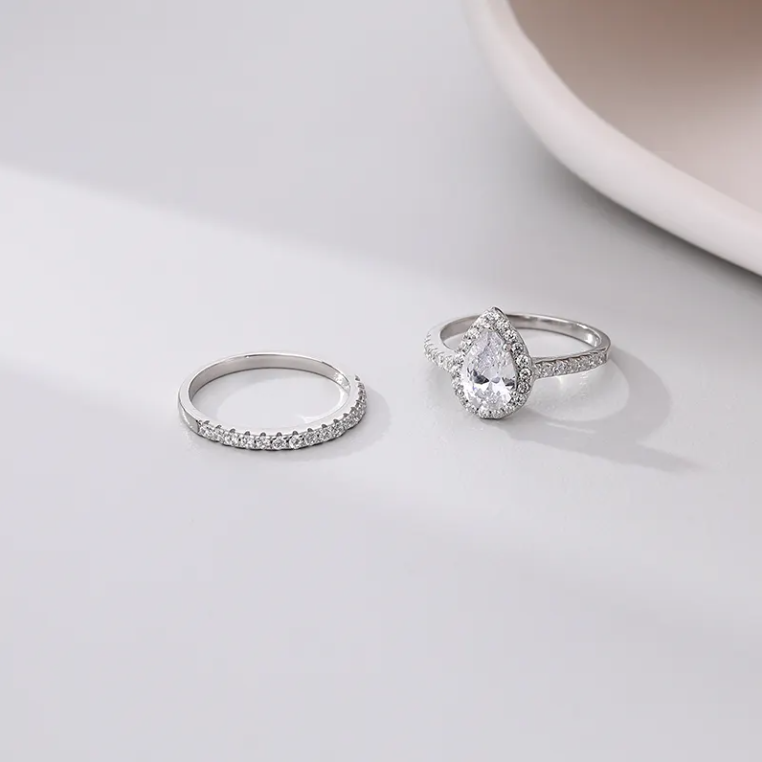 Oval Wedding Ring