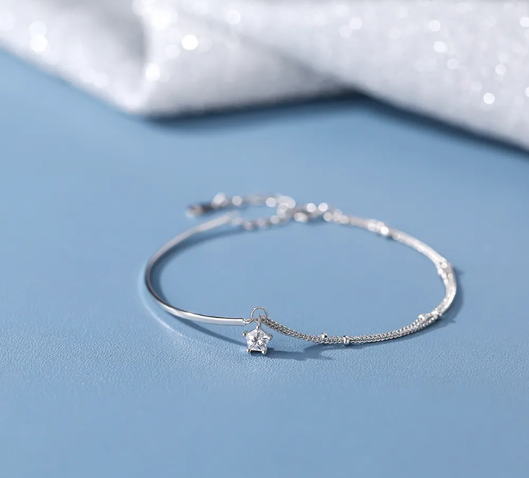 Star Charm Bracelet